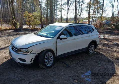 2018 Volkswagen Tiguan 2.0T S z USA, uszkodzony, nr VIN 3VV1B7AX4JM033750